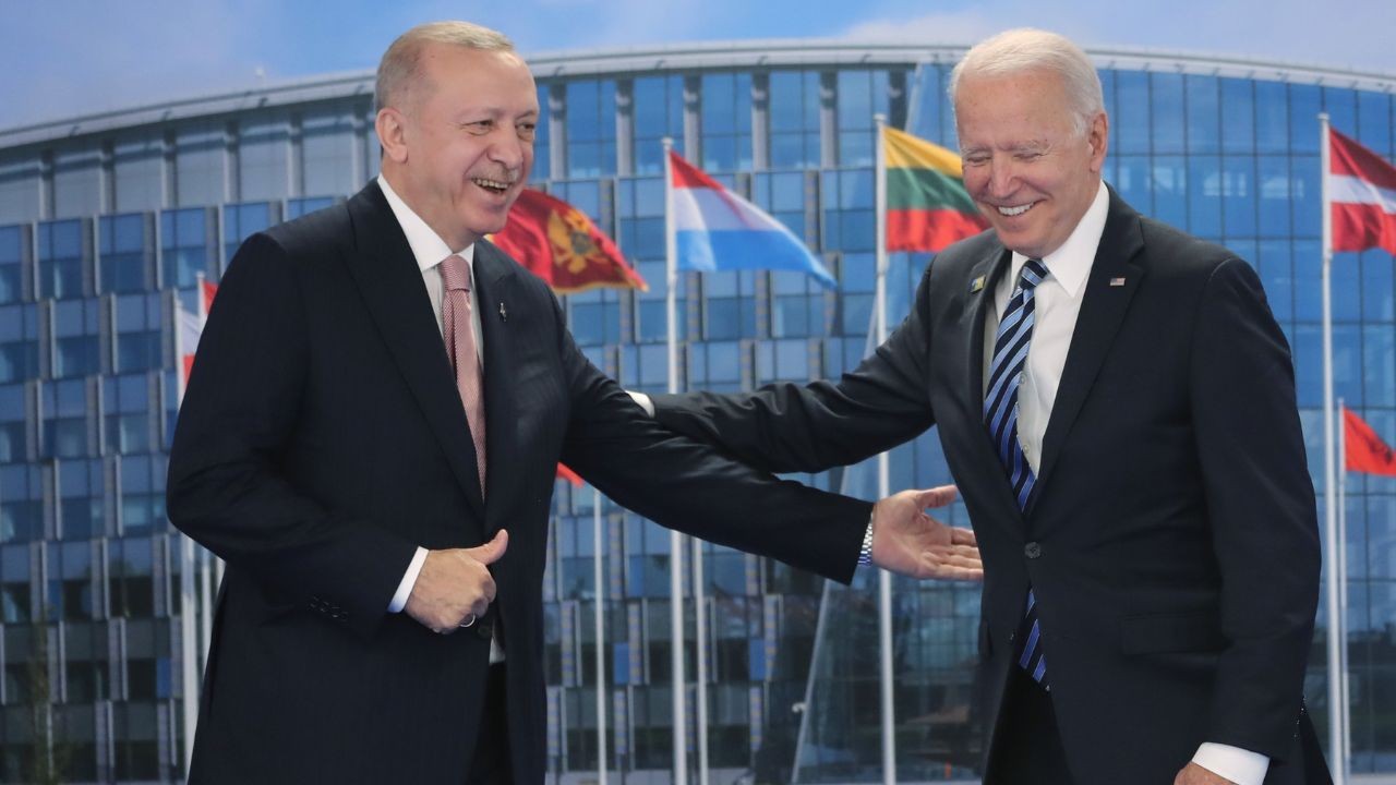 Cumhurbaşkanı Erdoğan ve ABD Başkanı Biden NATO Liderler Zirvesinde bir araya geldi!