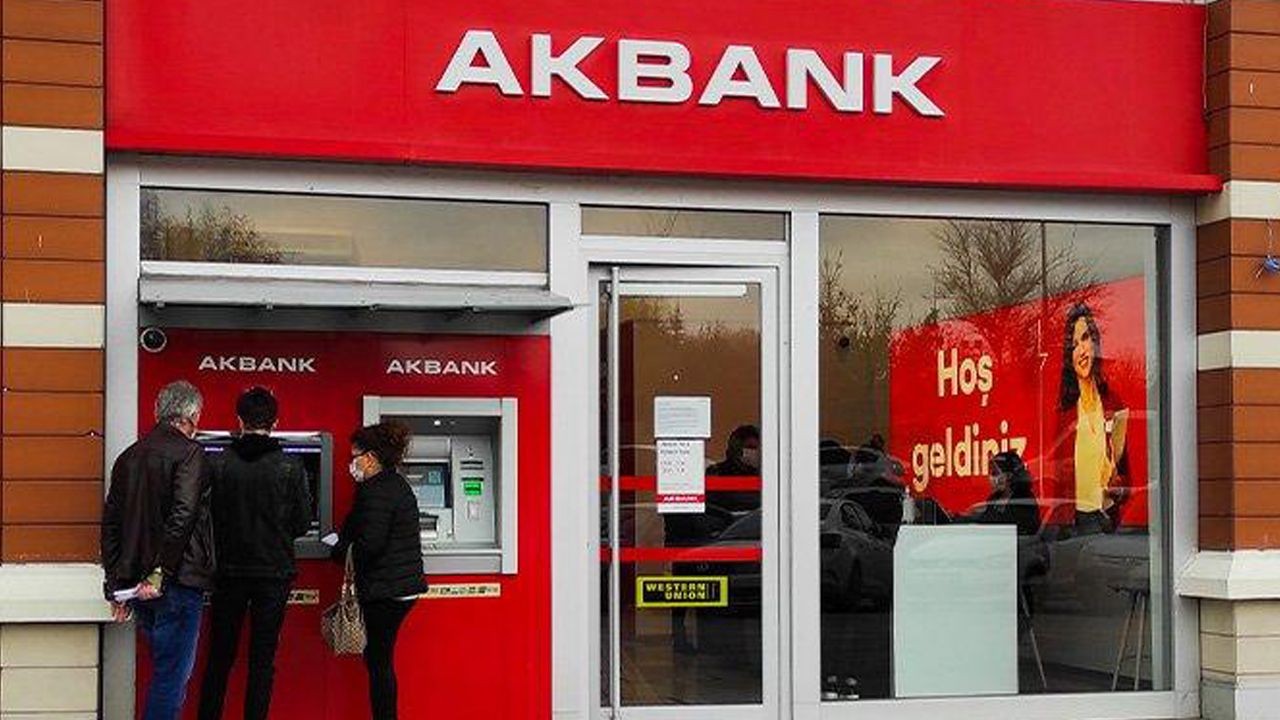 Akbank Duyurdu: Tek Tık ile Hem Siz Hem Sevenleriniz 1000'er TL Kazanacak 3