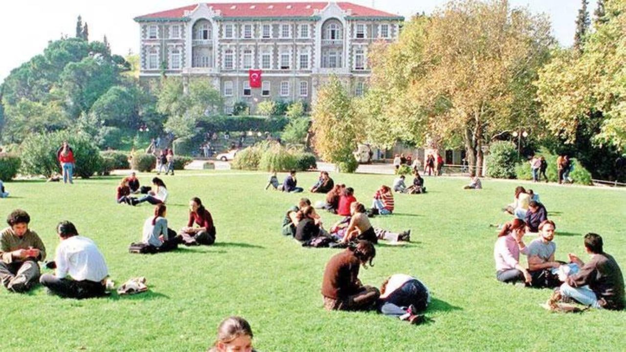 Üniversite Tercihi Yapmadan Dikkat! Cumhurbaşkanı İmzaladı! 16 Yeni Bölüm Açıldı!