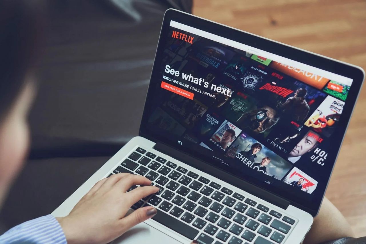 Netflix abonelik ücretini yarı yarıya düşürecek yeni gelişme! 1