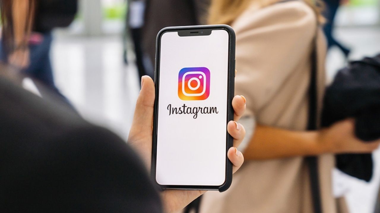 Instagram'a yeni güncelleme mi geldi?