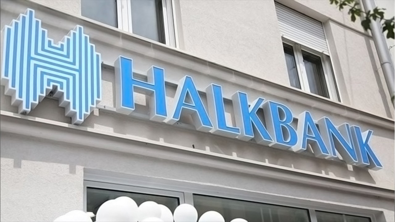 Halkbank’ta her mesleğe ayrıcalıklı bir ihtiyaç kredisi paketi var! Üstelik faizler yüzde 1, 55’ten başlayacak şekilde ayarlandı