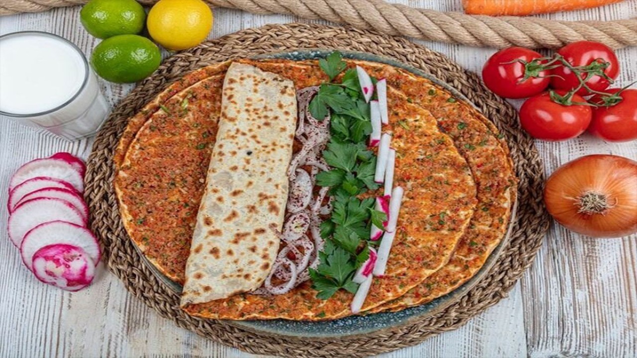 Tarım Bakanlığı geri adım attı: Lahmacun,  pide ve börek benzeri gıdalara sakatat eti karıştırılamayacak 5