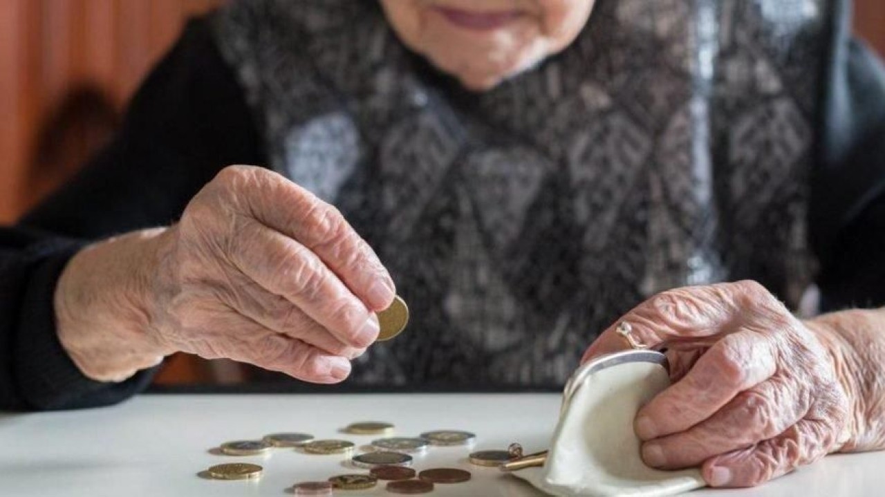 Milyonlarca emekli,  memur beklediği haber Seyyanen zam ve maaş farkı ödemesi için tarih belli oldu 4