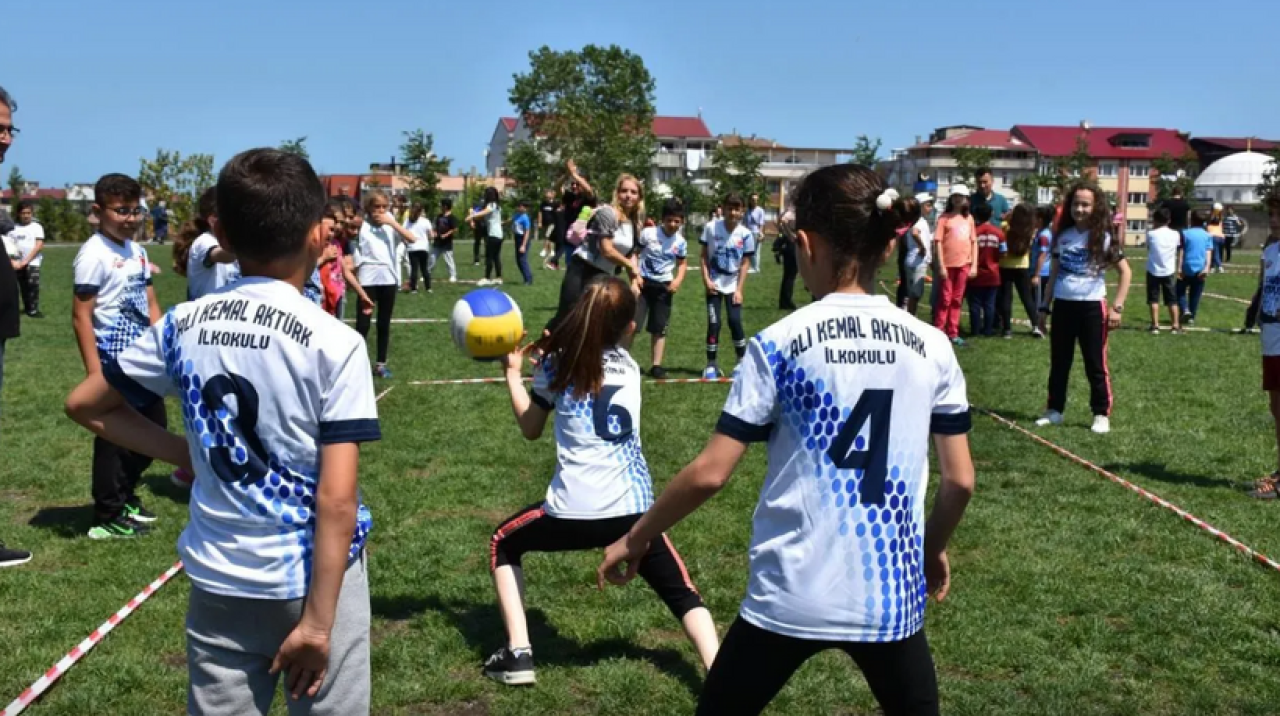 Türk Dil Kurumu sözlüğü güncellendi Bir ilçenin adı yemeklerin isimleri değişti 7