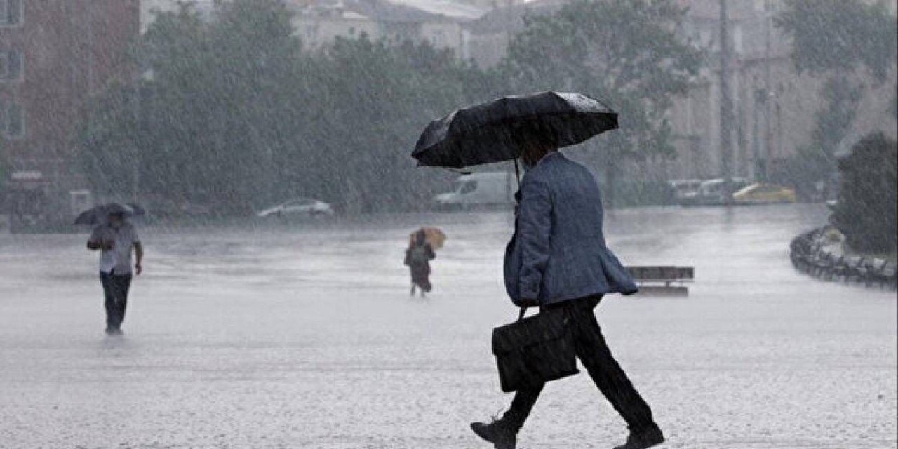 Meteoroloji'den sağanak yağış uyarısı geldi: Türkiye’nin bir yanı kavruluyor bir yanı selle boğuşuyor! İşte bölge bölge hava durumu 2