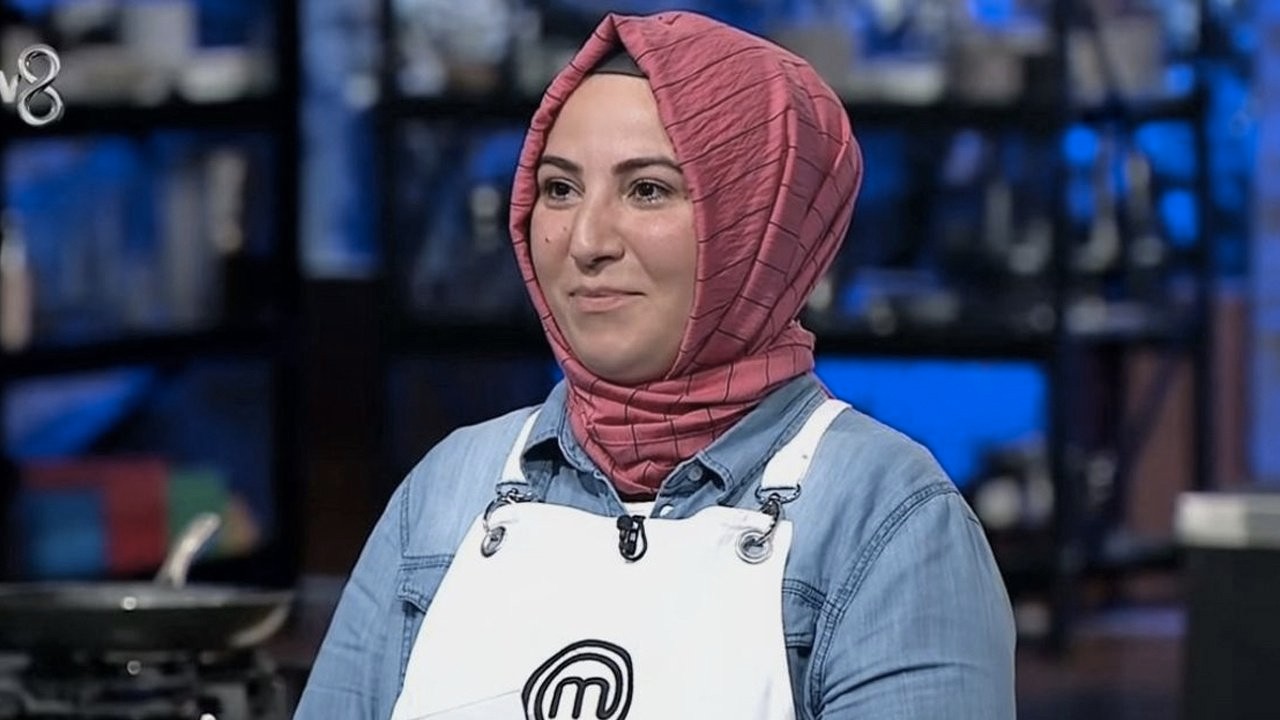 Masterchef Eda'nın yüzüne ne oldu,  estetik mi? Eda Karabulut kaç yaşında,  eşi kim?