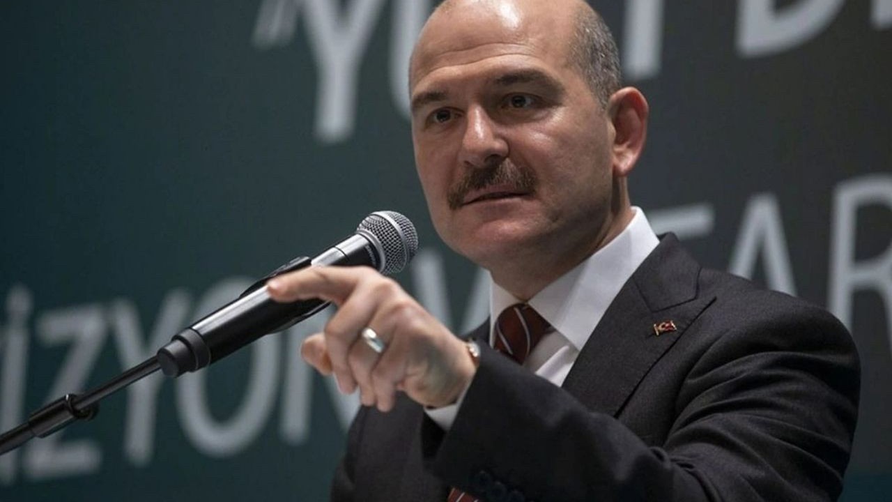 Süleyman Soylu’nun rütbe söktüğü emniyet müdürleri haklarını geri kazandı: Sabri Uzun ve Hanefi Avcı’ya rütbelerini Ali Yerlikaya taktı