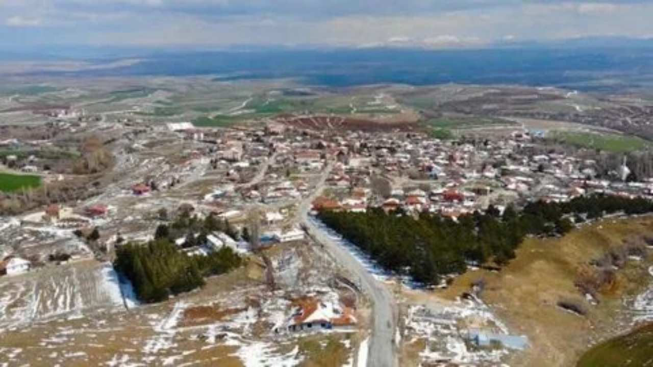 Bu ilçeler ülkenin en ücra köşeleri oldu! İşte Türkiye'nin nüfusu en az ve en uzak ilçeleri!