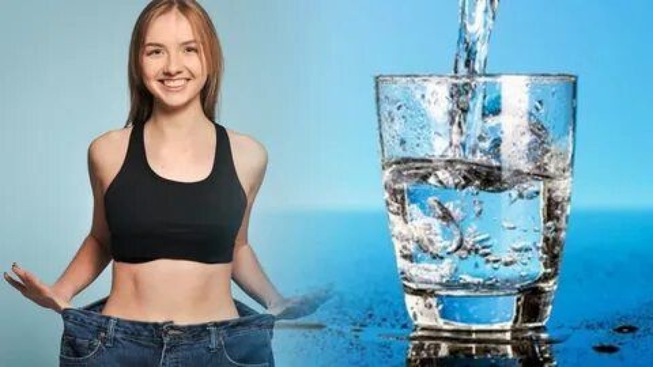 4 haftada 10 yaş gençleşti! Doktorunun tavsiyesiyle günde 3 litre su içen kadının inanılmaz değişimi 2