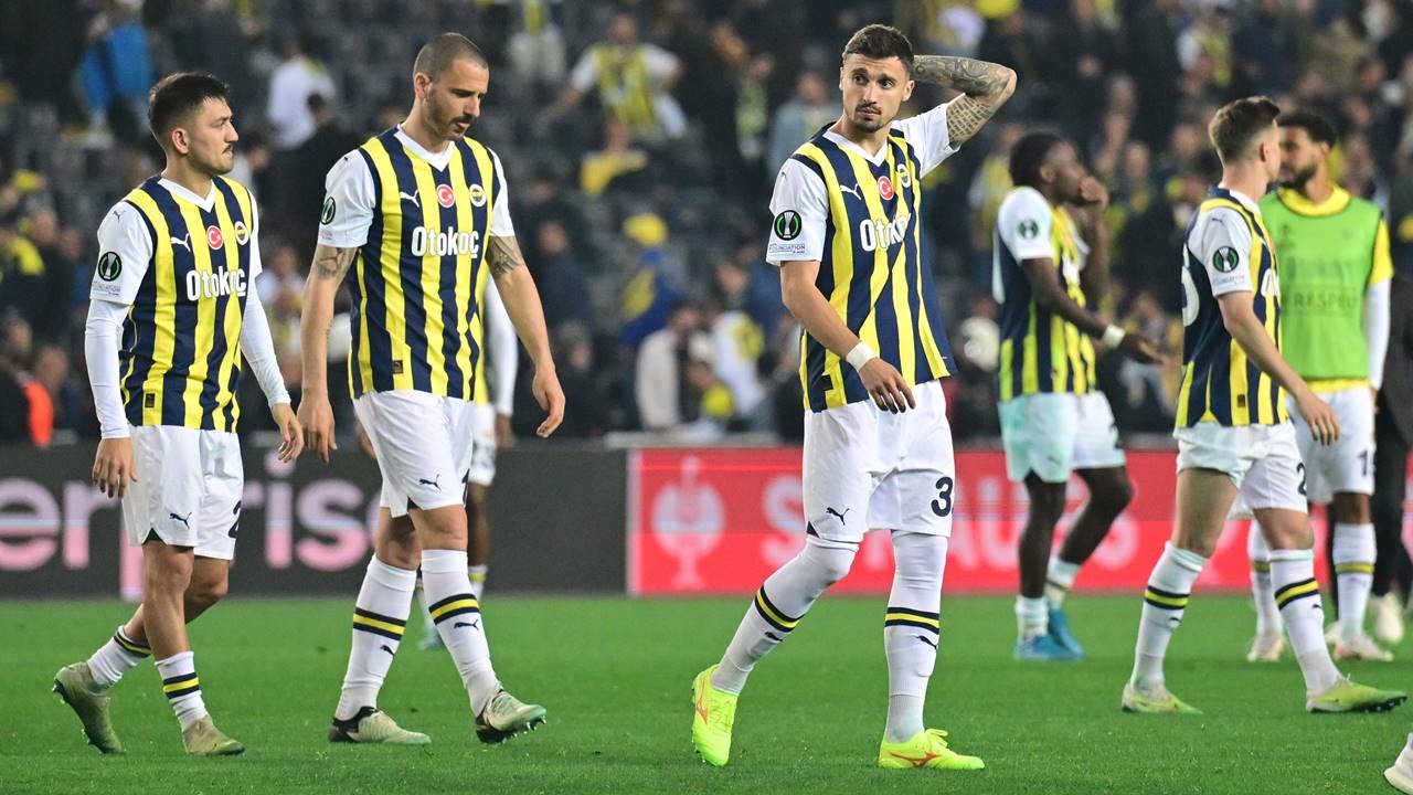 MAÇ SONUCU: Fenerbahçe,  penaltılarda Avrupa'ya veda etti