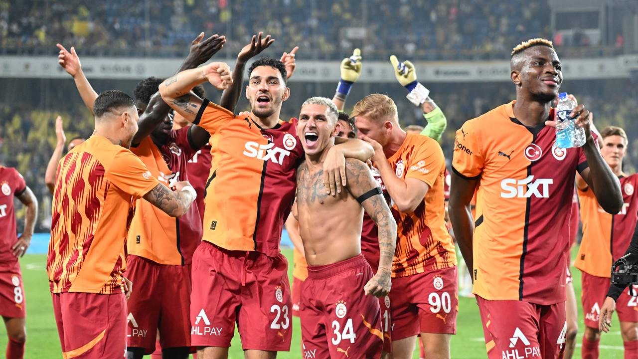 Fenerbahçe Derbisinde Gülen Taraf Galatasaray Oldu Yenilmezliğe Dur Dedi