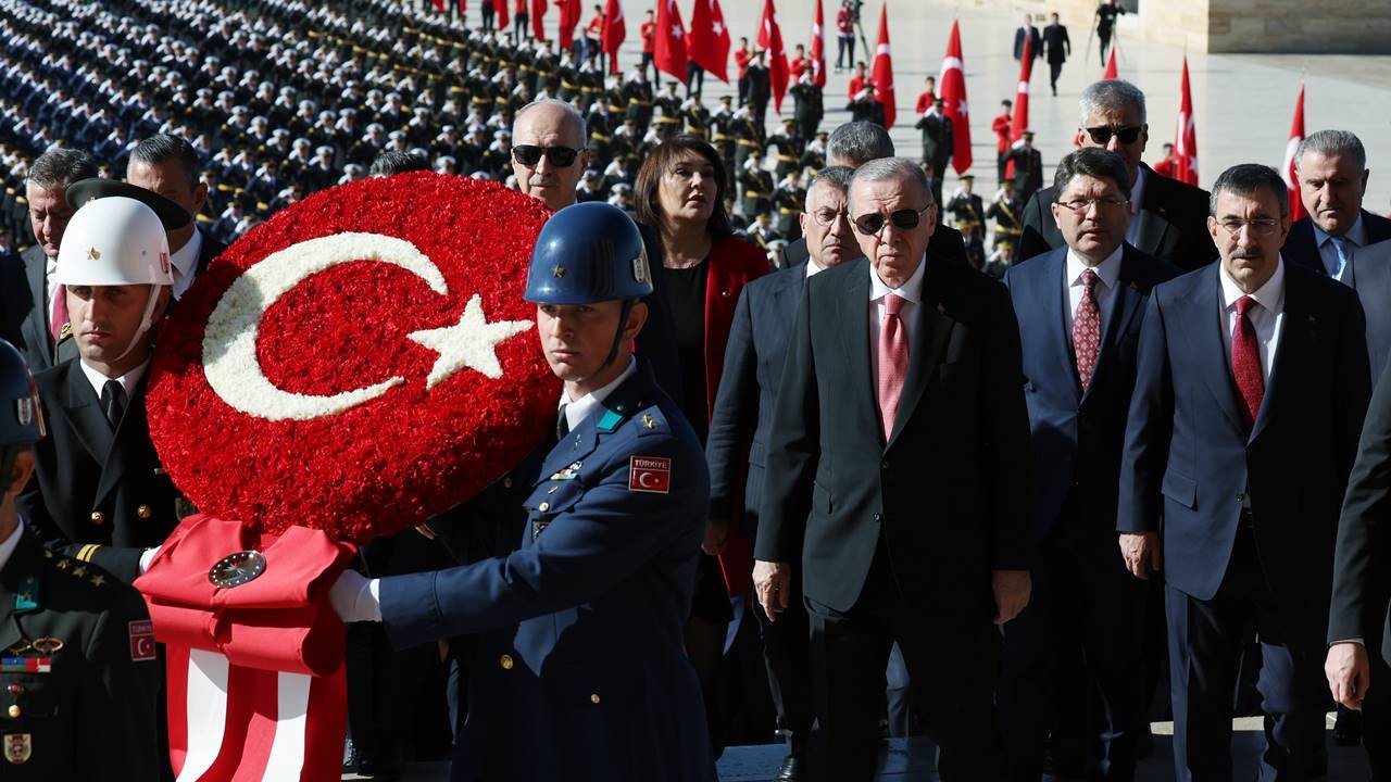 Erdoğan Başkanlığında Devlet Erkanı,  Anıtkabir'de