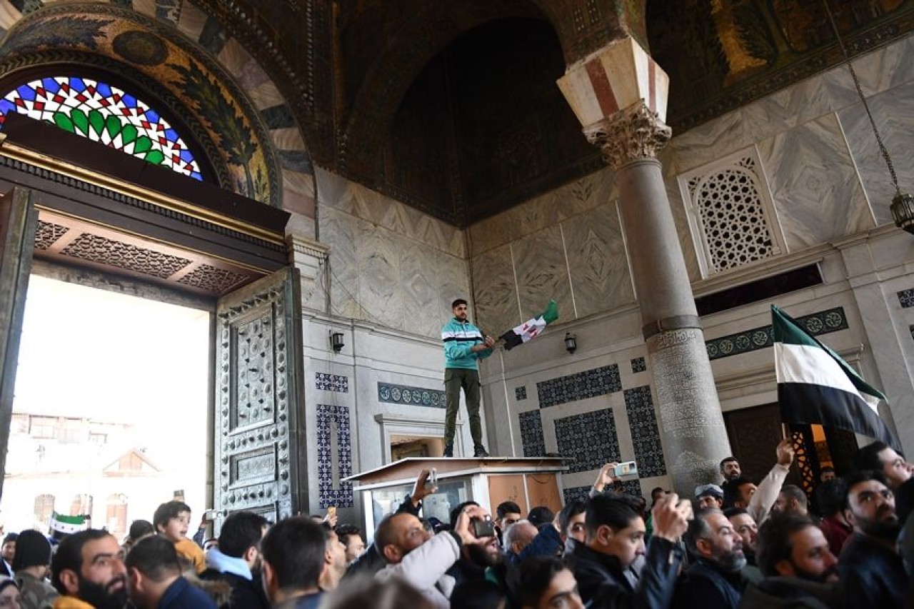 Şam’dan Tarihi Fotoğraflar: Esad Rejiminin Devrilmesinin Ardından Emevi Camisi’nde İlk Cuma Namazı 10