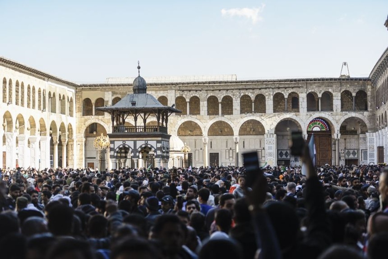 Şam’dan Tarihi Fotoğraflar: Esad Rejiminin Devrilmesinin Ardından Emevi Camisi’nde İlk Cuma Namazı 2