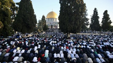 Diyanet Bayram Namazı Saatini Açıkladı! 2022 Kurban Bayramı Namazı Saat Kaçta? İşte İl İl Saatler!