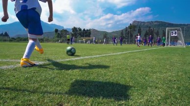 Türk Futbol Tarihine Şekil Verdiler: Türk Futbolseverlerin Asla Unutamayacağı 6 Futbolcu!