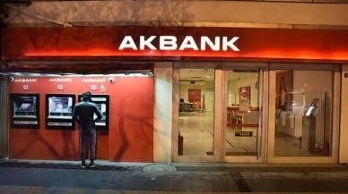 SGK ile yeniden masaya oturmuştu! Akbank,  kasım ayı promosyon tutarlarını az önce duyurdu! Artık maaşını taşıyan 7 bin TL alacak…