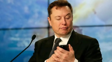 Elon Musk sonunda bu işe de aldı! “Alternatif bir telefon yapacağım!” Twitter’dan sonra sırada telefon var