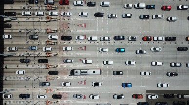 Tatilciler dönmeye başladı!  İstanbul’a dönüş trafiği havadan görüntülendi