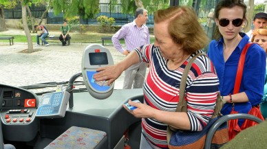 Belediyeden şoke eden karar! Toplu taşıma ücretine zam geldi ücretsiz akbil kaldırıldı!