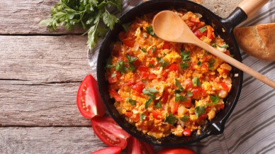 Lezzetine doyamayacağınız menemen tarifi: Menemen nasıl yapılır? Menemen malzemeleri nelerdi?