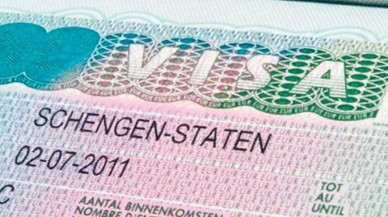 Türkiye'den Avrupa'ya Giriş Krizi Devam Ediyor: Schengen Vizesinde Neler Oluyor? Hangi Ülke En Çok Ret Verdi?