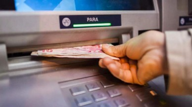 Bankalar Yeni Döneme Giriyor: ATM'lerde Para Çekme Sınırı Değişiyor,  Şubelere Gitmeden Kontrol Edin!