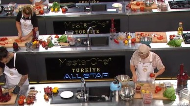 MasterChef Türkiye All Star 99. bölüm izle: MasterChef All Star son bölüm canlı izle! MasterChef TV8'den FULL İZLE. Youtube'den tek parça izle!