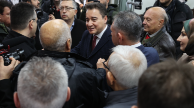 Ali Babacan’dan altılı masa sorusuna cevap! İmzamız var hepsinin arkasındayız