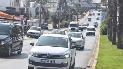 Bayram yoğunluğu şoke etti! Bodrum'dan 2, 5 günde 110 bin araç çıkış yaptı,  otellerdeki doluluk oranı yüzde 85'e ulaştı