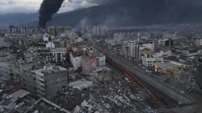 Deprem bölgesiyle ilgili flaş karar! Bakan Mehmet Özhaseki açıkladı! Bundan sonra ne olursa olsun fay hatları ve kırıkları üzerinde yapılaşma olmayacak