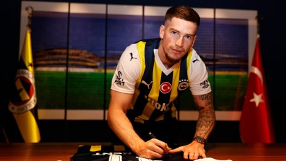 Fenerbahçe,  26 yaşındaki İngiliz futbolcu Ryan Kent ile 4 yıllık sözleşme imzaladı