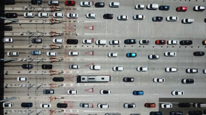 Tatilciler dönmeye başladı!  İstanbul’a dönüş trafiği havadan görüntülendi