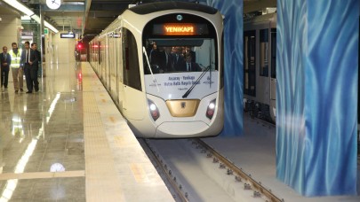 İstanbul'da yaşayanlar dikkat Metronun saatleri değişti İBB'den metro duyurusu Bu tarihte başlıyor