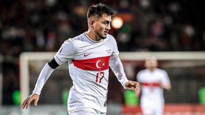 Fenerbahçe yılın transfer bombasını patlattı: Cengiz Ünder resmen Fenerbahçe'de!