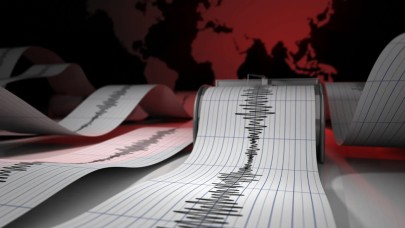 Son Dakika Ege Denizi Kuşadası'nda deprem: AFAD ve Lastquake uygulaması geçti depremin büyüklüğü korkuttu