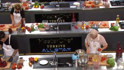 MasterChef Türkiye All Star 99. bölüm izle: MasterChef All Star son bölüm canlı izle! MasterChef TV8'den FULL İZLE. Youtube'den tek parça izle!