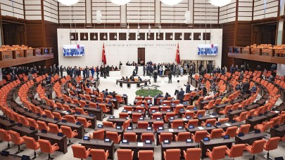 İsveç’in NATO’ya katılımına TBMM'den 'evet' çıktı! AK Parti,  MHP ve CHP evet dedi,  Saadet Grubu ikiye ayrıldı