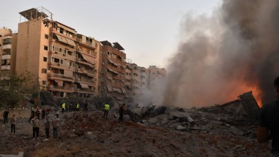 İsrail,  Beyrut'ta Hizbullah'ın Karargahını Vurdu! 10 Patlama Sesi Duyuldu