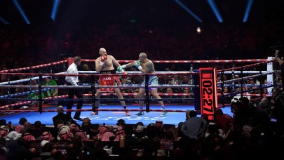 İki Efsane Rövanş Maçında Kapıştı: Usyk,  Fury’yi Bir Kez Daha Devirdi