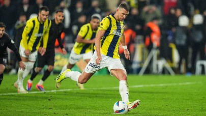 Fenerbahçe,  Hatayspor’u Evinde 2 Golle Geçti