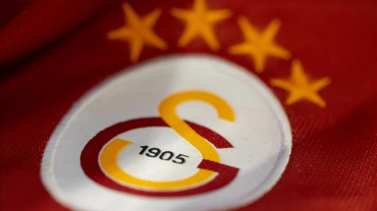 Roma, Galatasaray’ın Yıldızını Kaptı