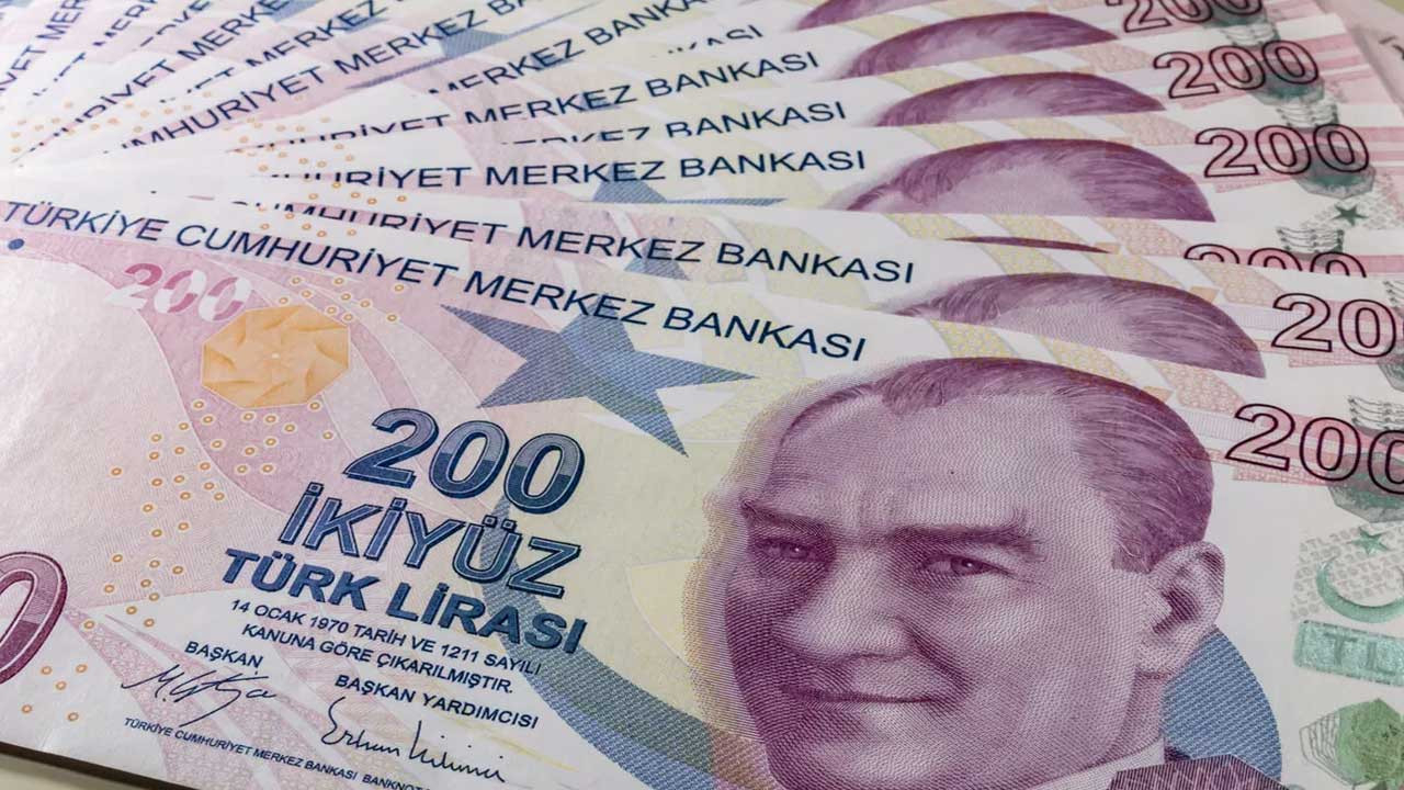 CHP 2023 asgari ücret zammı için teklifini açıkladı refah payı ve enflasyon üzerinden hesaplanan rakam çalışanları memnun etmedi!