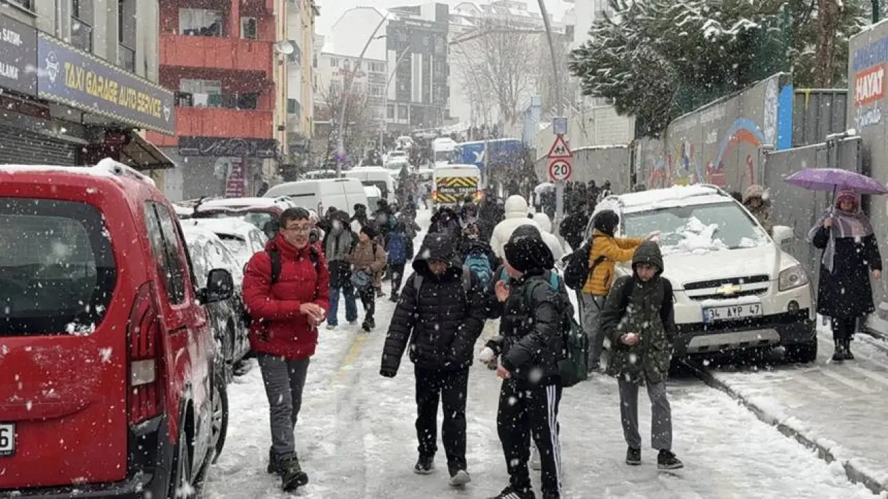 istanbul'da okulların tatil edildiği ilçeler